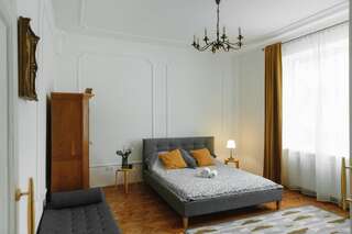 Апартаменты Sunny apartments in the center of Chernivtsi Черновцы Апартаменты-2