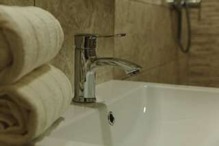 Апартаменты Sunny apartments in the center of Chernivtsi Черновцы Апартаменты-32